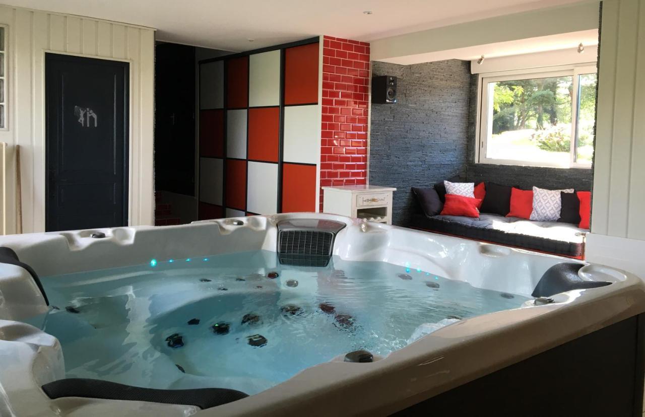 Gite Piscine Jacuzzi Privatises Clos Valentin Freulleville Luaran gambar